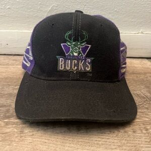 Vintage Milwaukee Bucks SnapBack